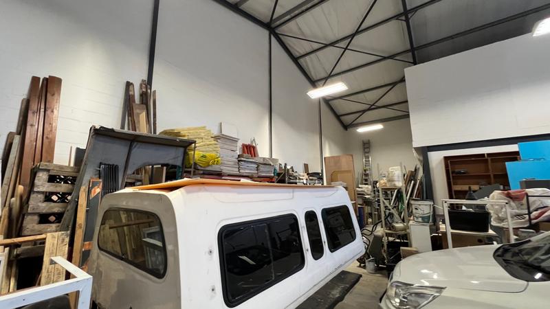 To Let commercial Property for Rent in Rivergate Western Cape